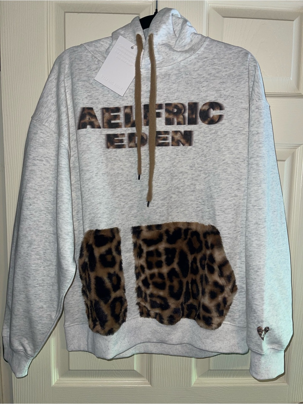 Aelfric Eden Light Gray Hoodie with Leopard Faux Fur Pocket